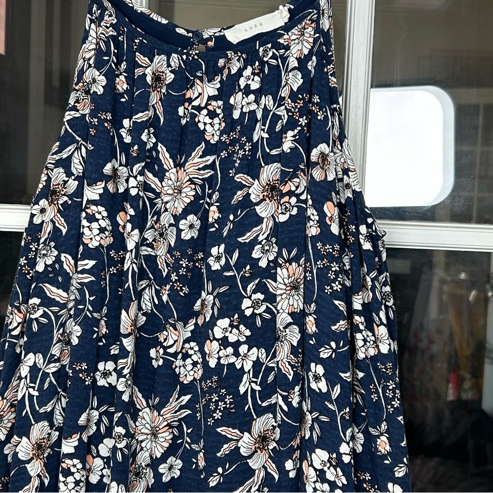 Lush Navy Floral Cold Shoulder Mini Dress‎ Feminine Large
